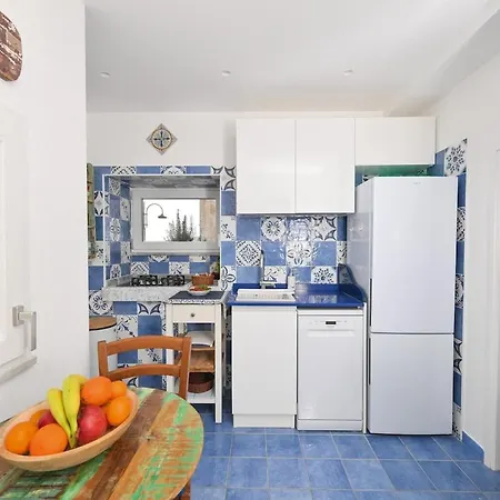 House Ischia